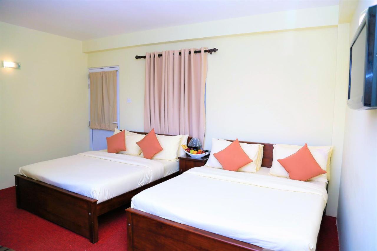 Lourdes Hotel Nuwara Eliya Exteriör bild