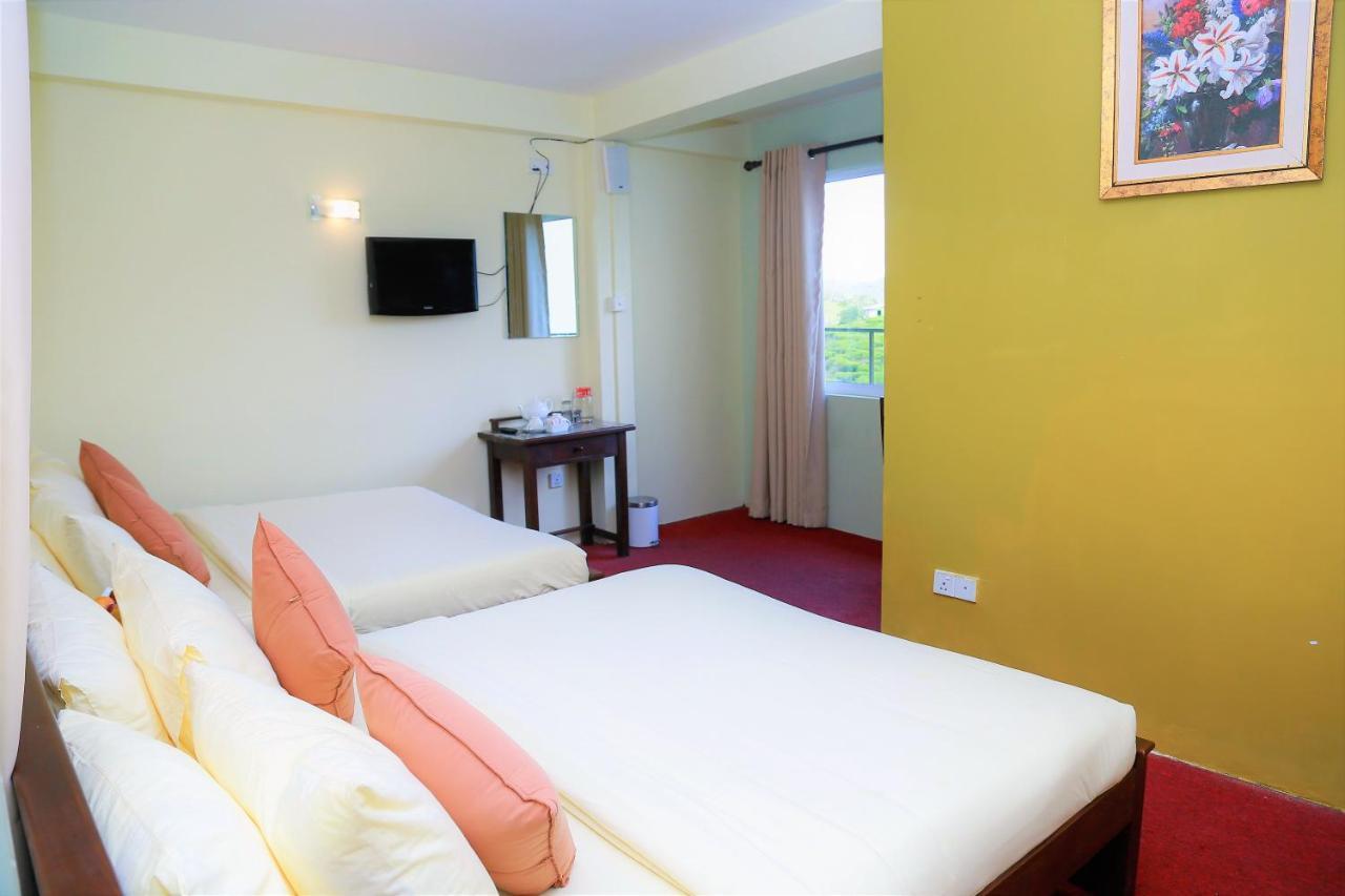 Lourdes Hotel Nuwara Eliya Exteriör bild