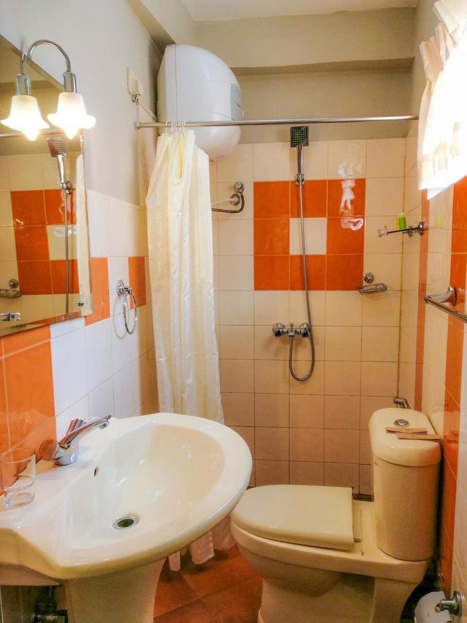 Lourdes Hotel Nuwara Eliya Exteriör bild